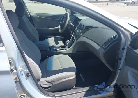 2013 Hyundai Sonata Gls z USA, uszkodzony, nr VIN 5NPEB4AC5DH712092